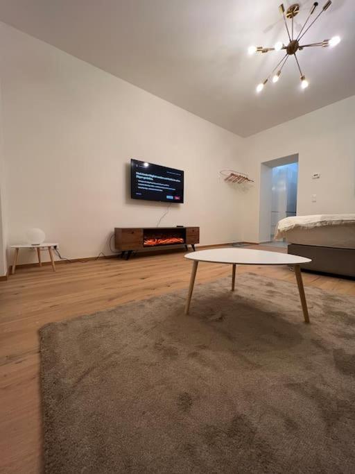 Apartment Near Hauptbahnhof - Kingsize Bed 비엔나 외부 사진